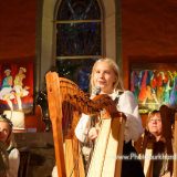Liane Kranz beim Adventskonzert der Harfenklasse vom Klanghaus